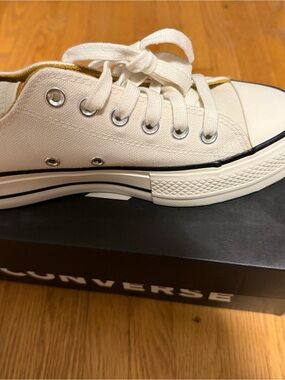 Converse Women's Chuck Taylor All Star Denim OX  Lift Platform Sneaker